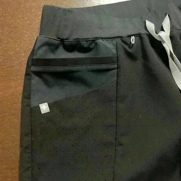 Figs Manbosa slim scrub women’s pants - Picture 8 of 9